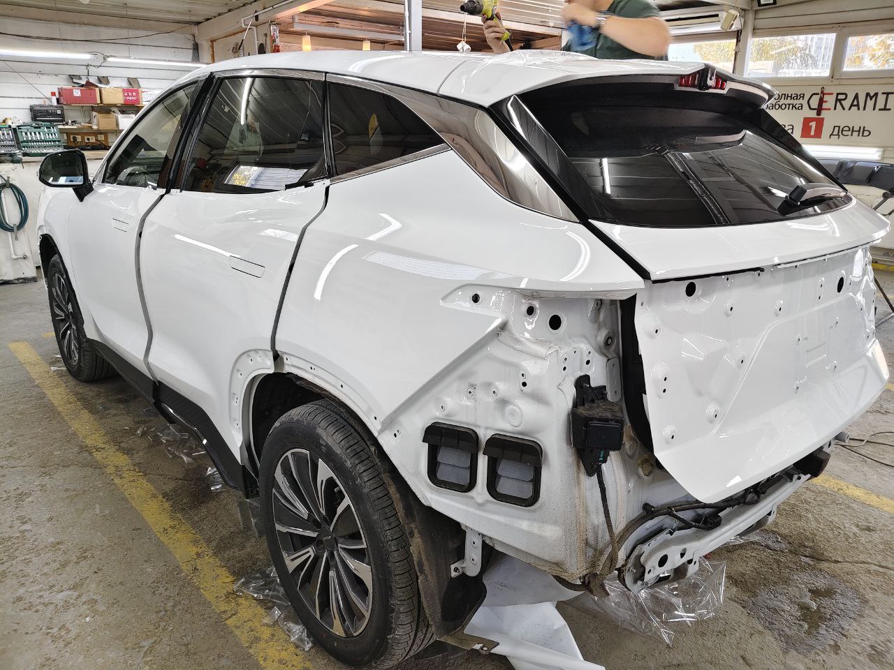 От Jimny до Zeekr: Праздник бронированных авто и последние работы недели!